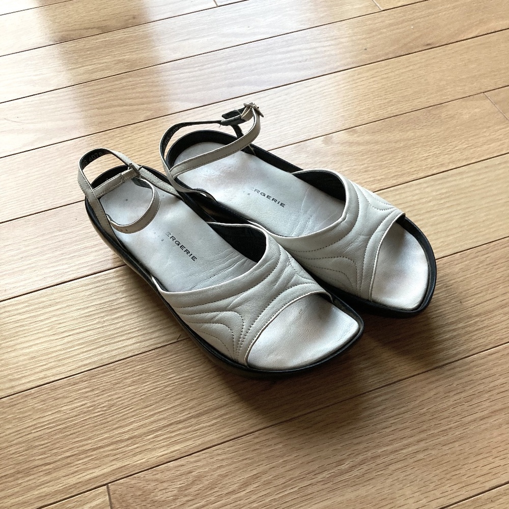 Robert Clergerie White platform shoes